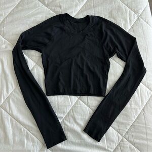 Lululemon black cropped swiftly long sleeve size 4